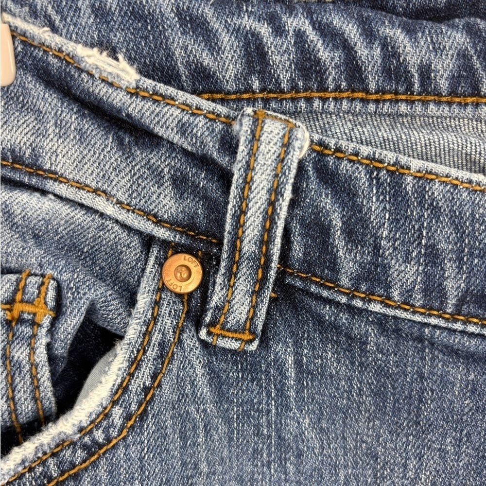 LOFT Mid-Wash Ankle Jeans - Picture 4 of 11